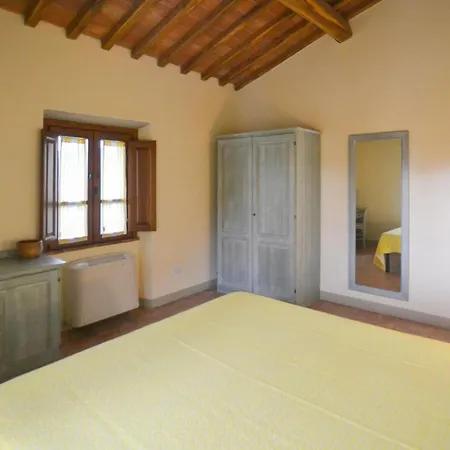 Cozy In Ponte Piera With Wifi