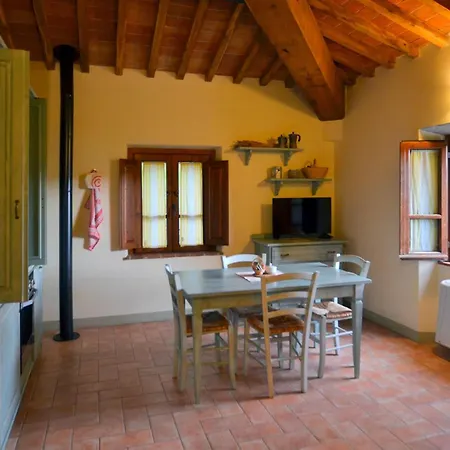 Cozy In Ponte Piera With Wifi